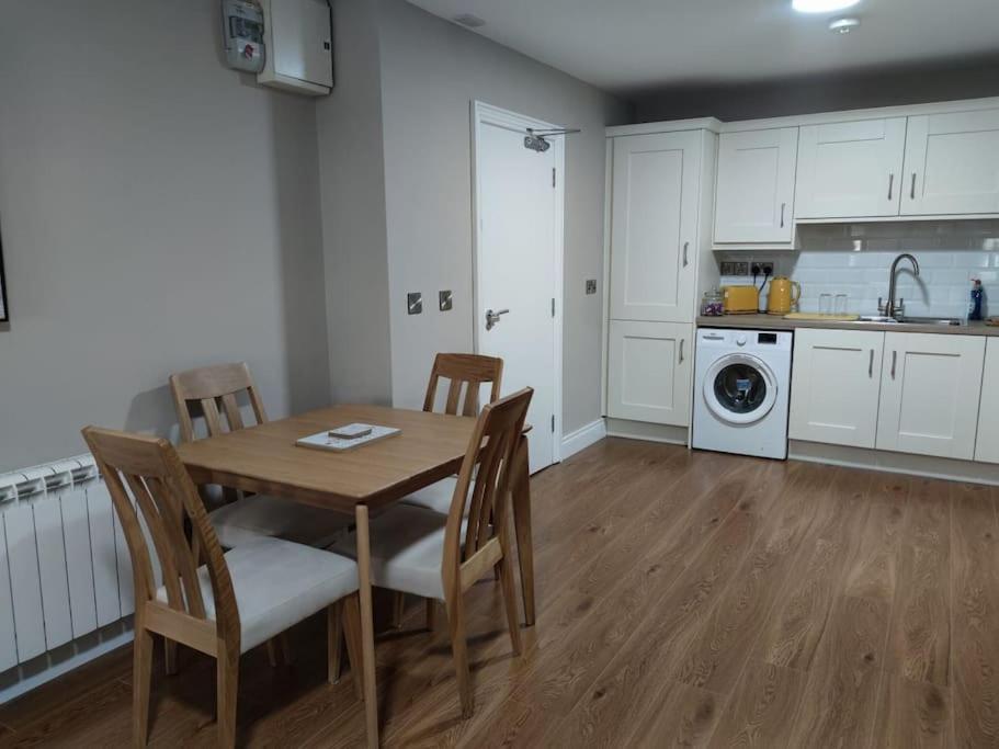 Blacklion Prime Location Apartment Екстериор снимка