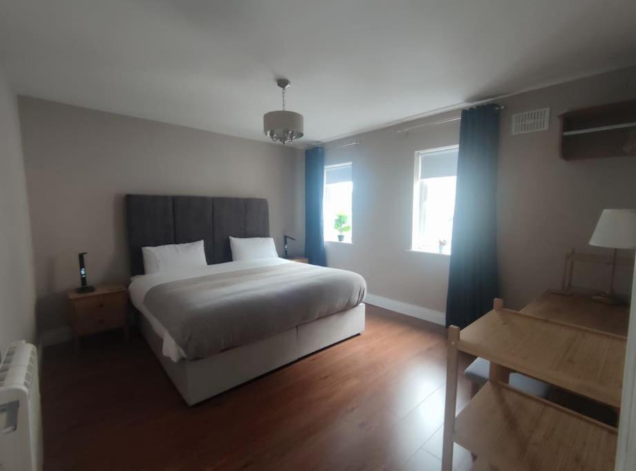 Blacklion Prime Location Apartment Екстериор снимка