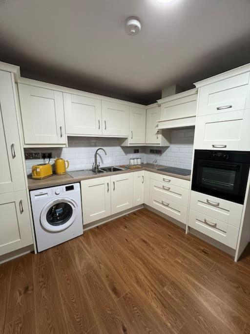 Blacklion Prime Location Apartment Екстериор снимка