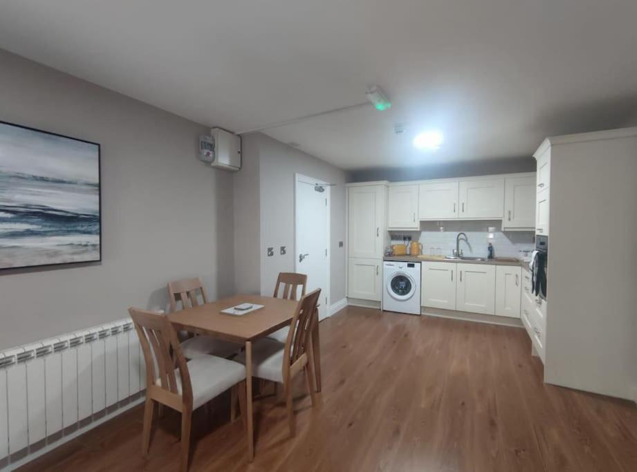 Blacklion Prime Location Apartment Екстериор снимка